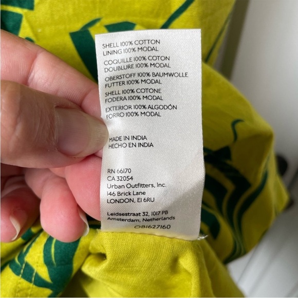 Maeve Puff-Sleeve Sweetheart Dress in Cherry Chartreuse - Picture 11 of 13